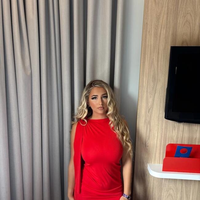 Babysitter in Dunstable: Cherice