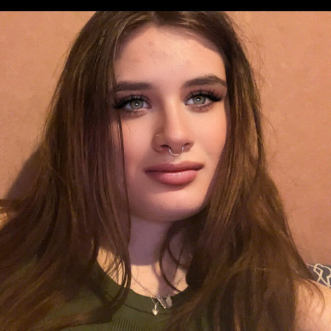 Babysitter in Christchurch: Felicity