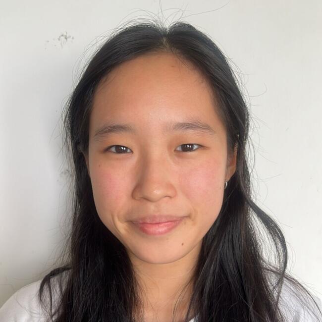 Babysitter in Singapore: Megan