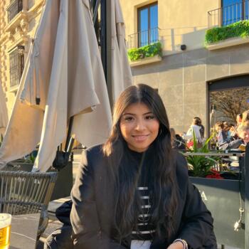 Canguro en Sevilla: Estefania