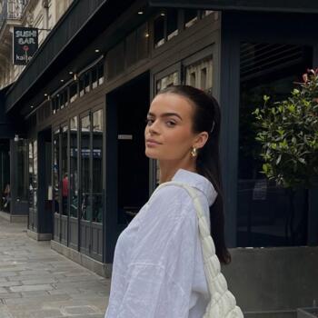 Babysitter Royan: Léonie