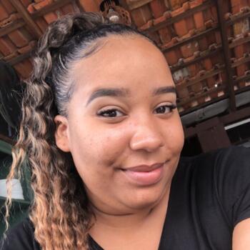 Babá em Itajaí: Helen