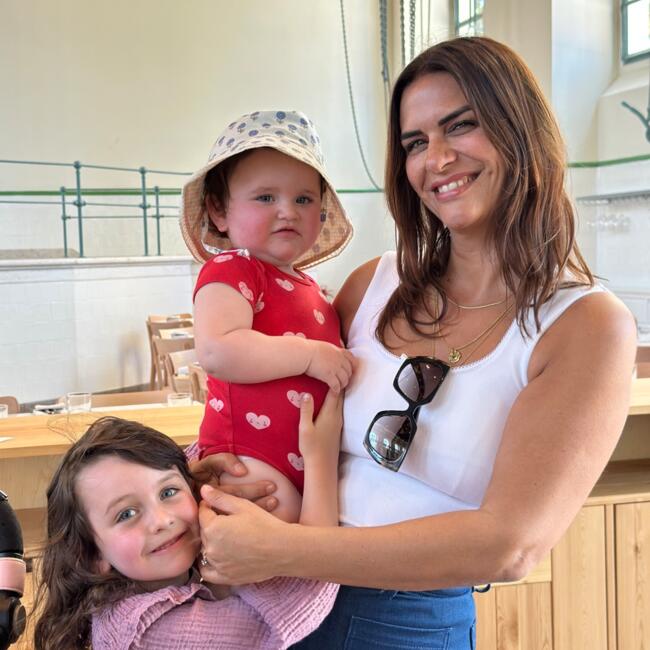 Babysitting job in Parede: Vania