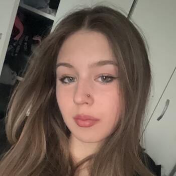 Babysitter in Hradec Králové: Adriana