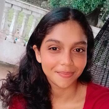 Babysitter Panama City: Gabriela