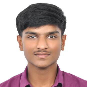 جليسة أطفال في أبوظبي: Ishaan Karthik