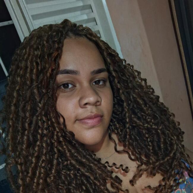 Babysitter in Várzea Grande: Ana luiza