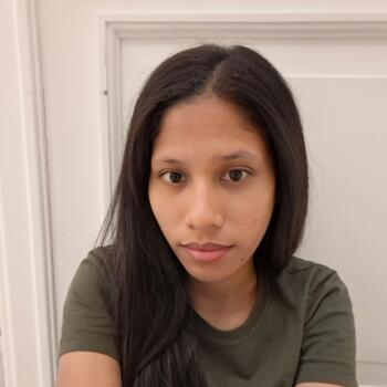 Babysitter di Kota Denpasar: Debi Jiara