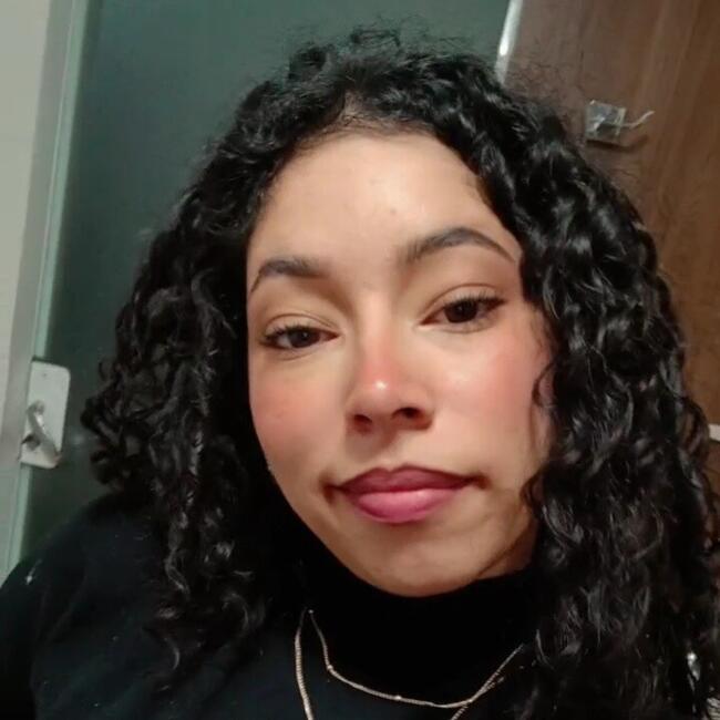 Babá em Camboriú: Lariane