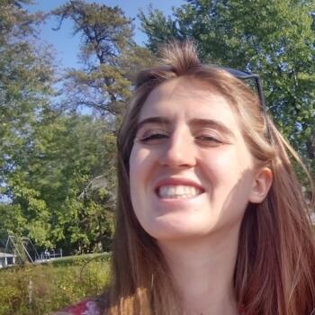 Babysitter in Montreal: Emmya