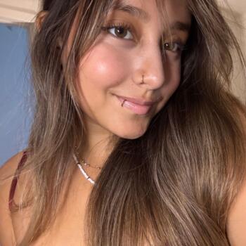 Baby-sitter in Montréal: Dayhana sofia