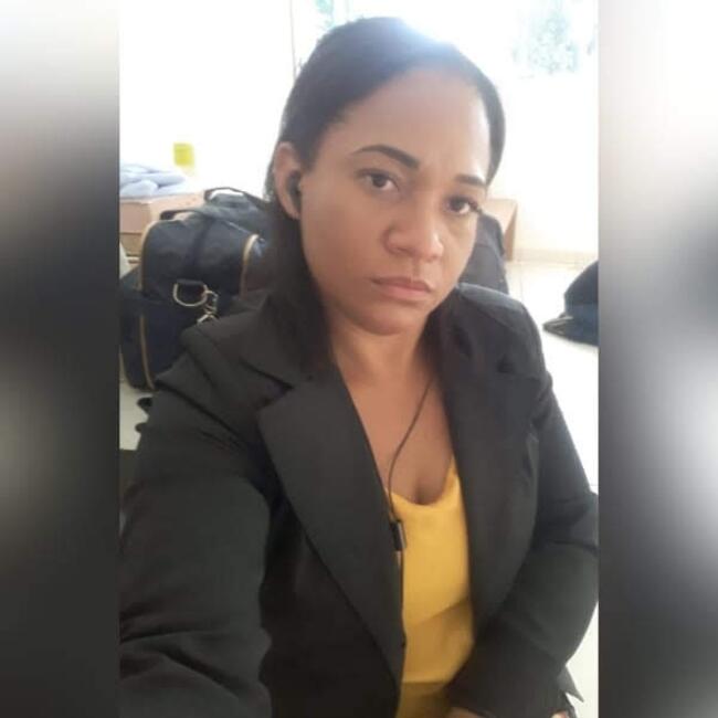 Babá em Brasília: Vanessa