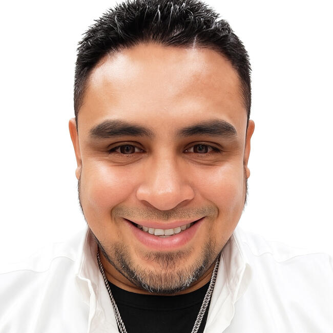 Babysitting job in Tres de Mayo: José angel