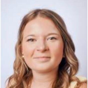 Babysitter in La Gacilly: Chloé