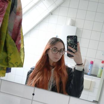 Babysitter Dönberg: Samira