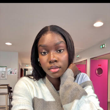 Babysitter Tours: Aïssatou