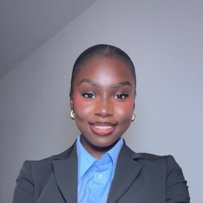 Babysitter in Tours: Aïssatou