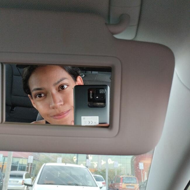 Babysitter in Anápolis: Maria