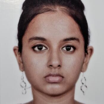 Babysitter in Nantes: Joan Raakhee Sebasti Mary