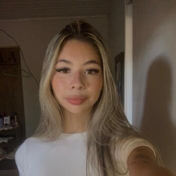 Babá em Balneário Camboriú: Sarah