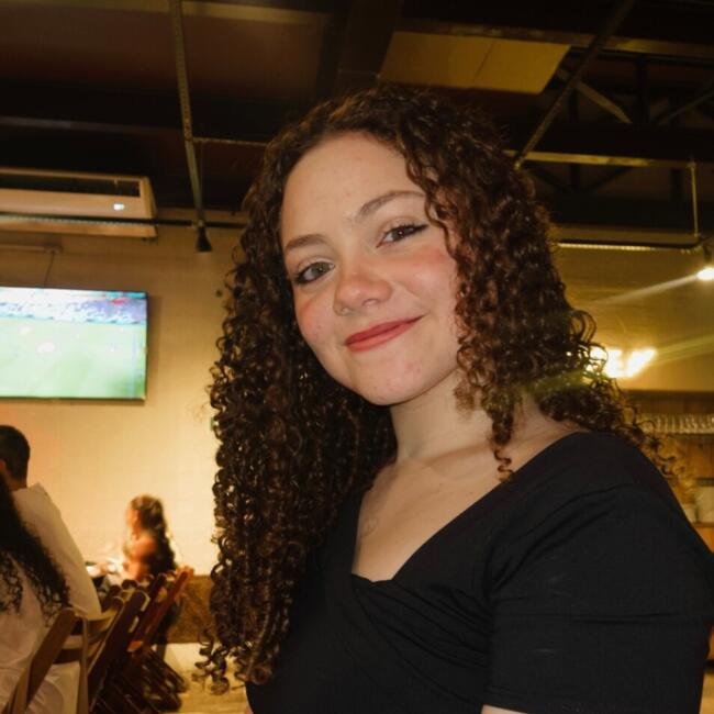 Babá em Santo André: Laura