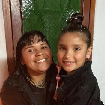 Niñera en Mercedes: Anabella