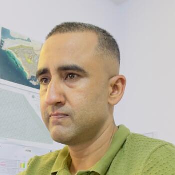 وظيفة جليسة أطفال في جدة: Waqas