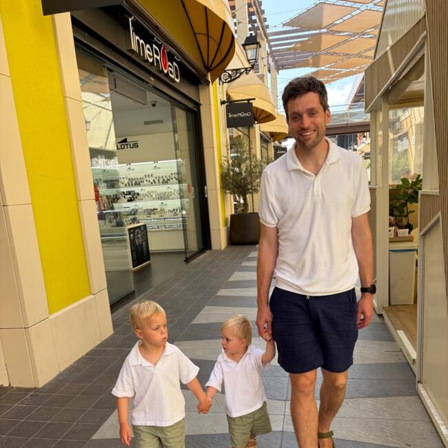 Babysitting job in Denderbelle: Charlotte