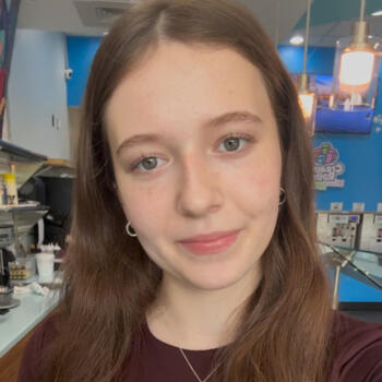 Babysitter in Charlotte: Paisley