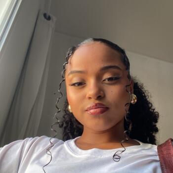 Babysitter in Jacareí: Yasmin