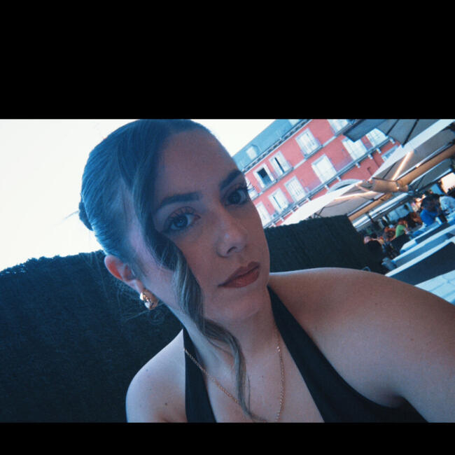 Canguro en Badajoz: Maria Dolores