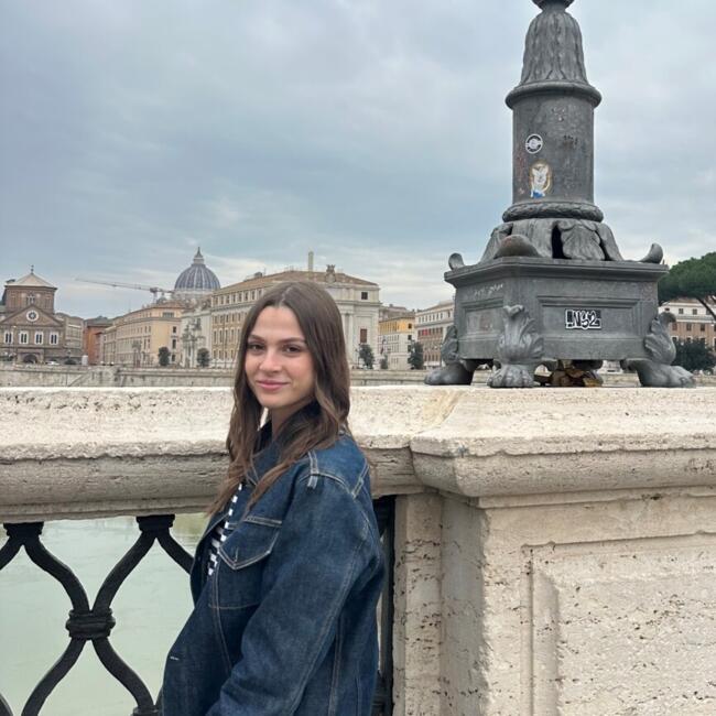 Babysitter in Cormano: Chiara