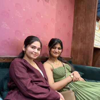 Parent Noida: Pooja