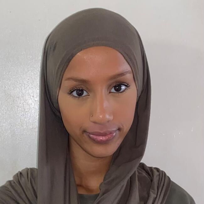 Babysitter in Derby: Anhaar