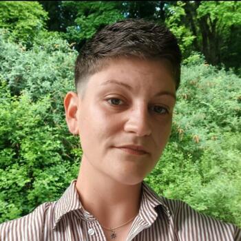 Babysitter in Notre-Dame-de-Bondeville: Shirley