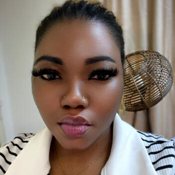 Nanny in Seeb: Omowunmi