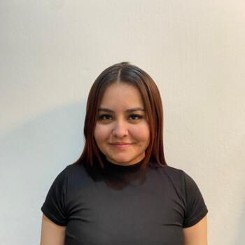 Babysitter San Salvador: Elena Reyes