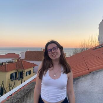 Babysitter in São Domingos de Rana: Anaisa