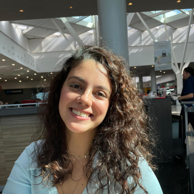 Babysitter in Gravataí: Mariah Eduarda