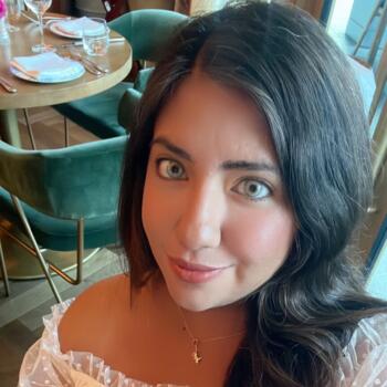 Babysitter in Miami Beach: Mariana