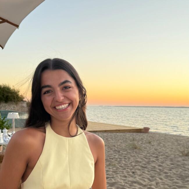 Babysitter in Royan: Doriane