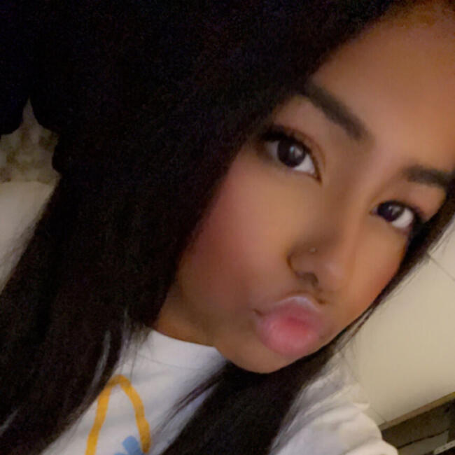 Babysitter in Andrésy: Rizlaine