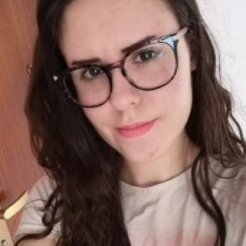 Babysitter Loures: Adriana