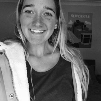 Babysitter in Newcastle: Emily