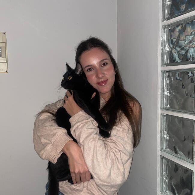 Babysitter in Girona: Irina