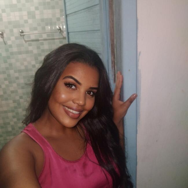 Babysitter in Blumenau: Ingrid Gomes