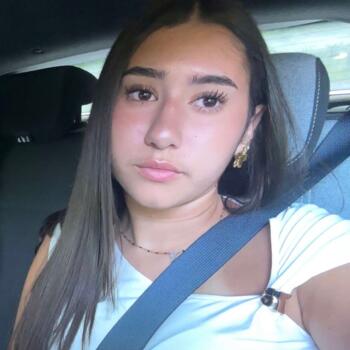 Babysitter in Champagne-sur-Oise: Auranne