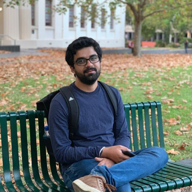 भोपाल में बेबीसिटिंग की नौकरी: Neeraj