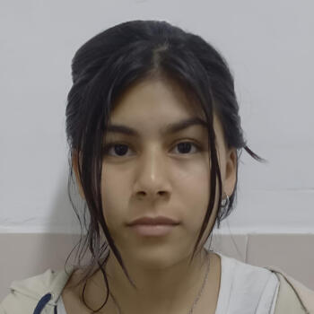 Niñera en Guernica: Mia Alma