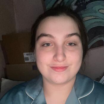 Babysitter in Sydney: Dakota